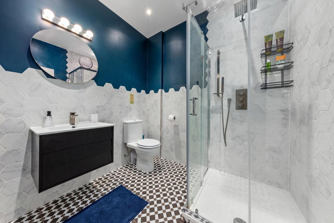 Stylish 2 Bedroom Apartment In Westminster Sleeps 5 With Ac London Eksteriør bilde