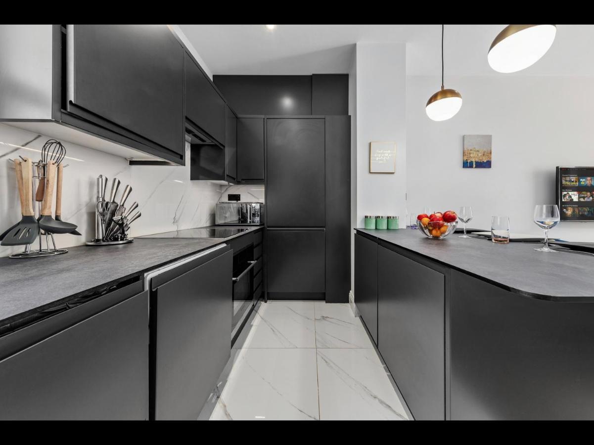 Stylish 2 Bedroom Apartment In Westminster Sleeps 5 With Ac London Eksteriør bilde