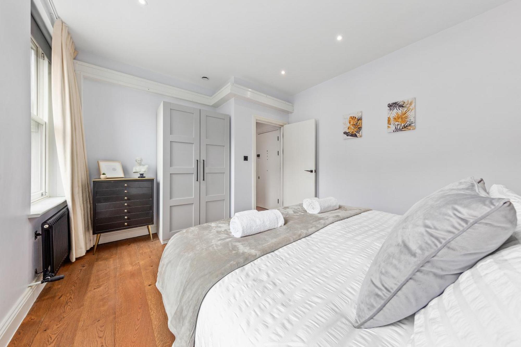 Stylish 2 Bedroom Apartment In Westminster Sleeps 5 With Ac London Eksteriør bilde