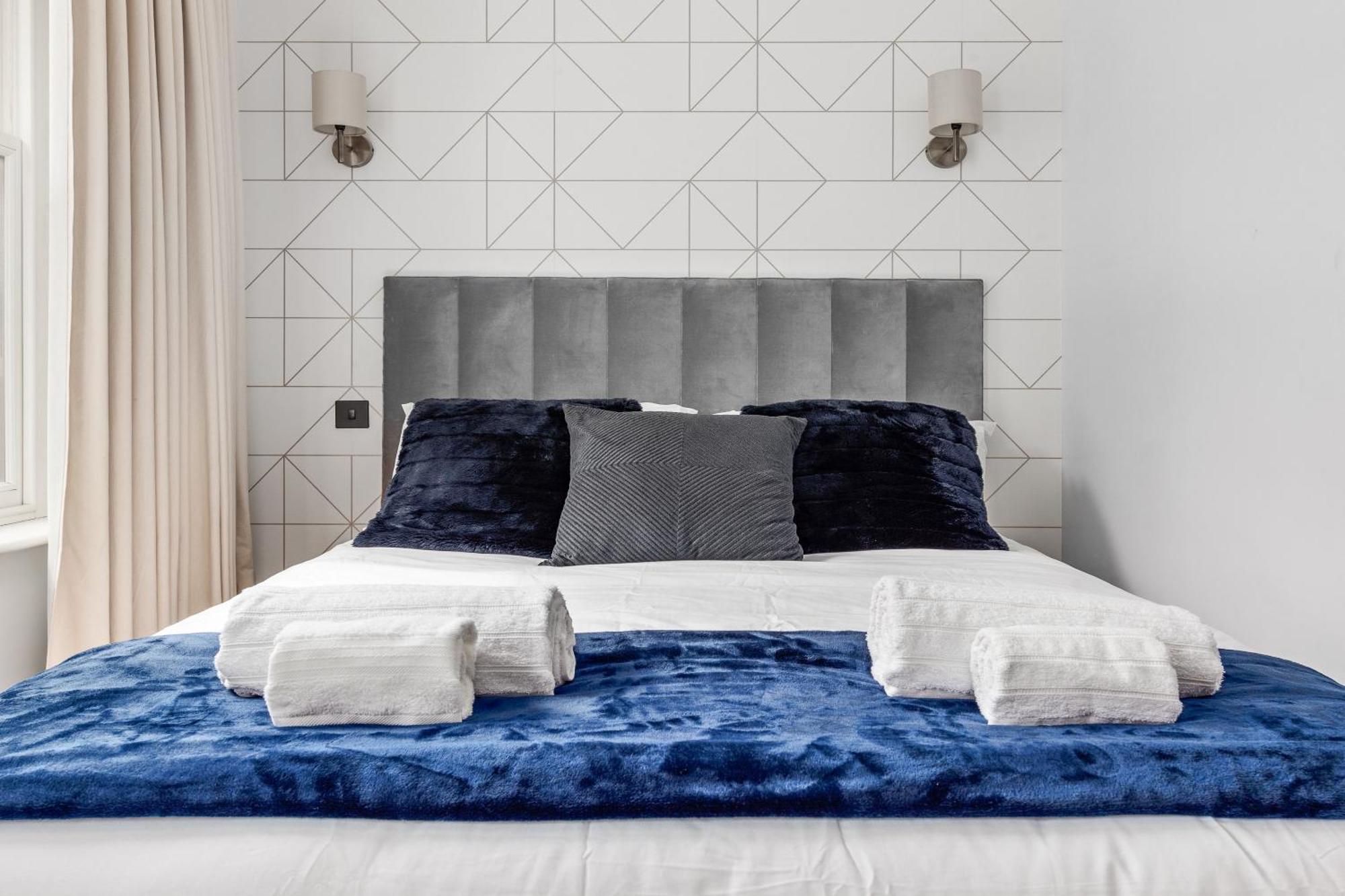 Stylish 2 Bedroom Apartment In Westminster Sleeps 5 With Ac London Eksteriør bilde