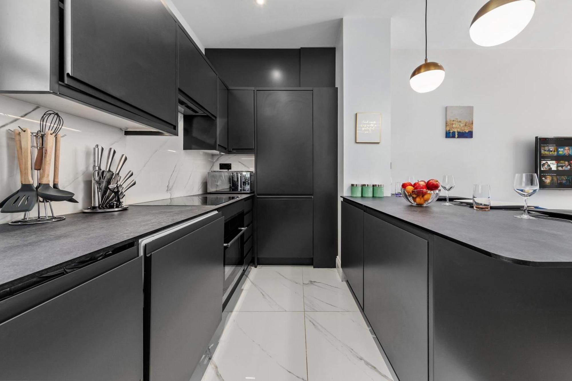 Stylish 2 Bedroom Apartment In Westminster Sleeps 5 With Ac London Eksteriør bilde